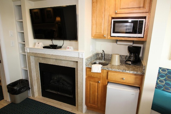 Ocean Club on Smuggler's Beach Main image